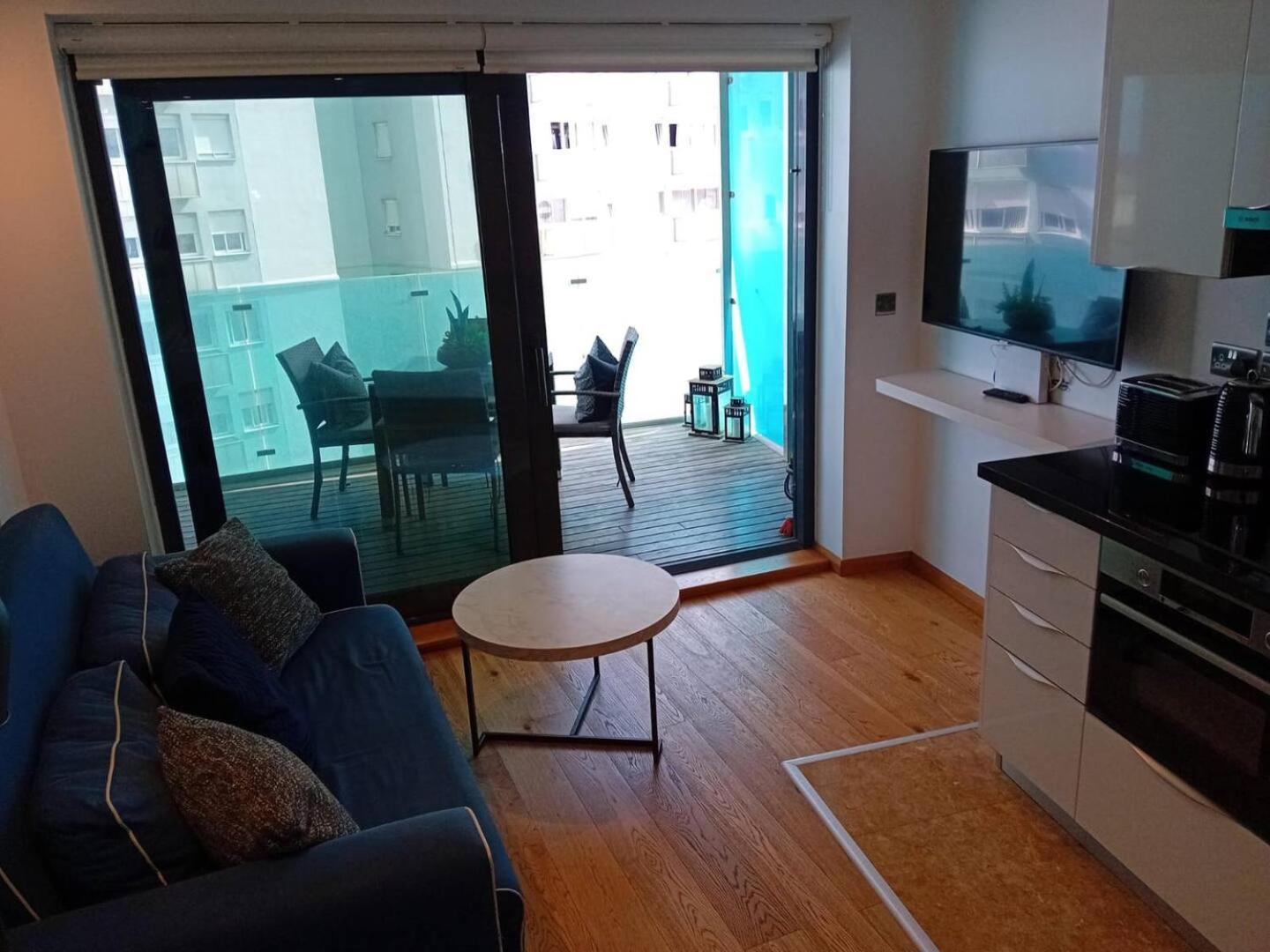 Urban Oasis At Luxurious Ocean Village Gibraltar Extérieur photo